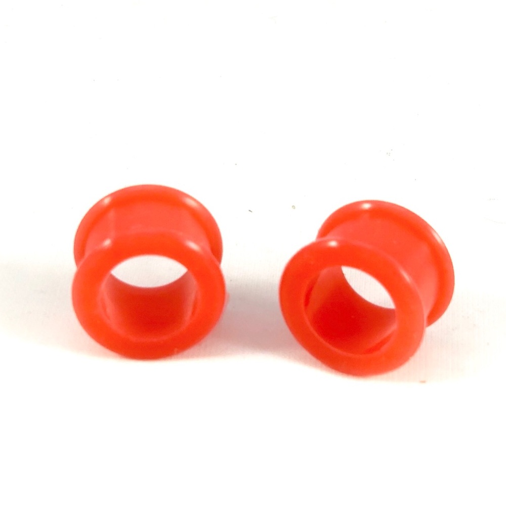 1/2”-00-0-2-4-6 Red Silicon Flesh Ear Tunnels - Picture 2 of 6